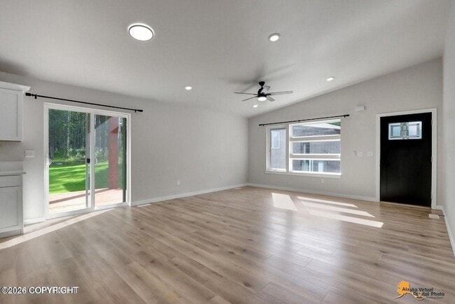 Foto del edificio - 4251 Ose St