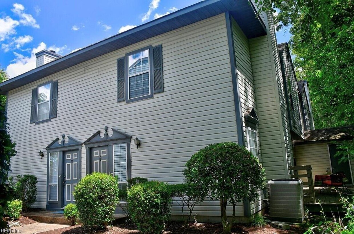 Primary Photo - Columbus Station Condo