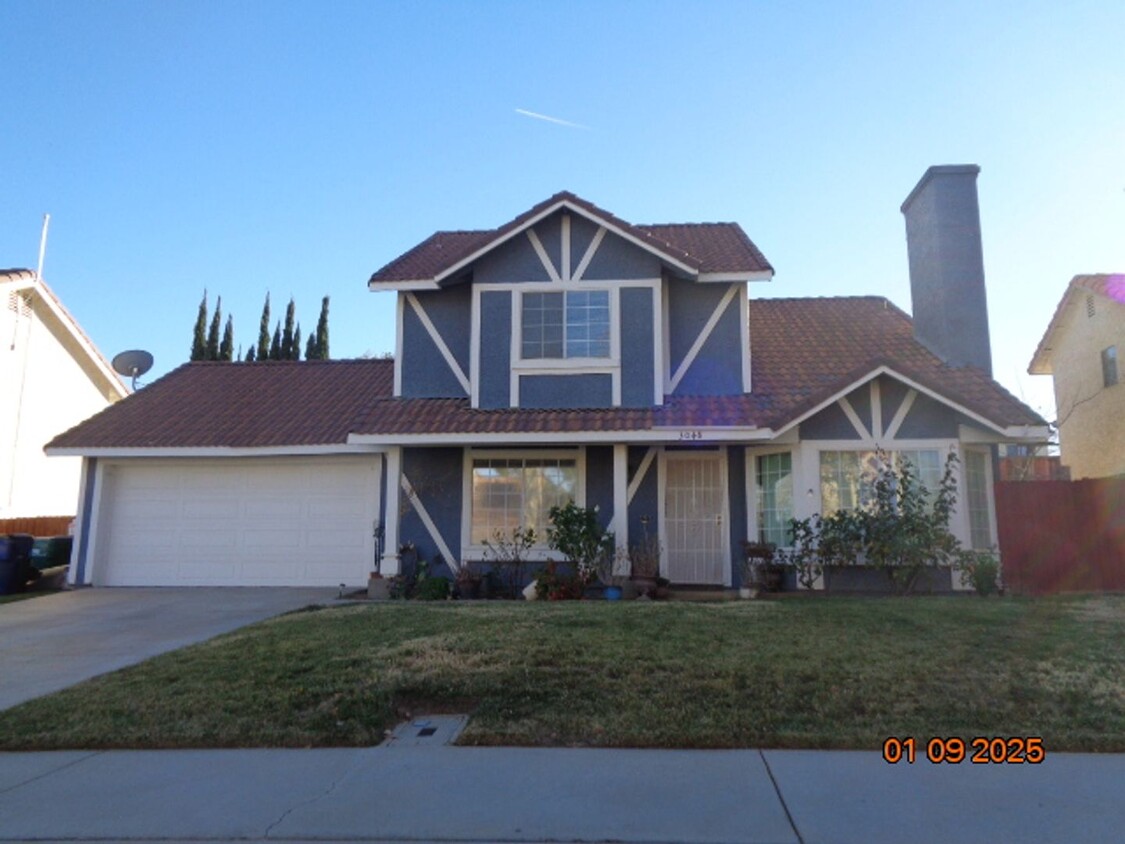 Foto principal - Modernized 2 Stroy Home in West Palmdale