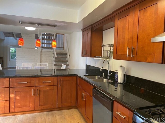 Building Photo - 6 Coral Tree Ln