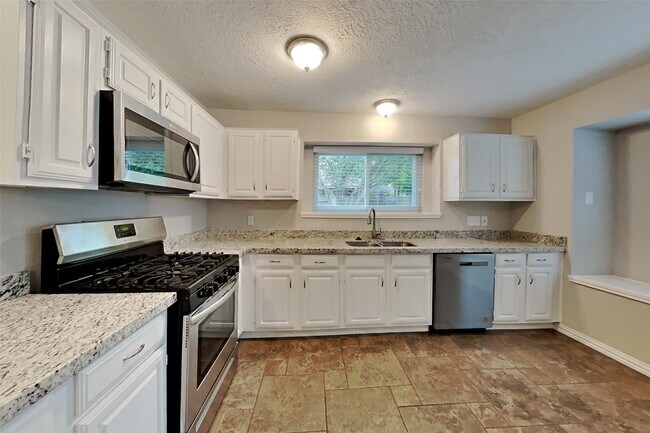 Foto del edificio - 21411 Golden Dove Dr