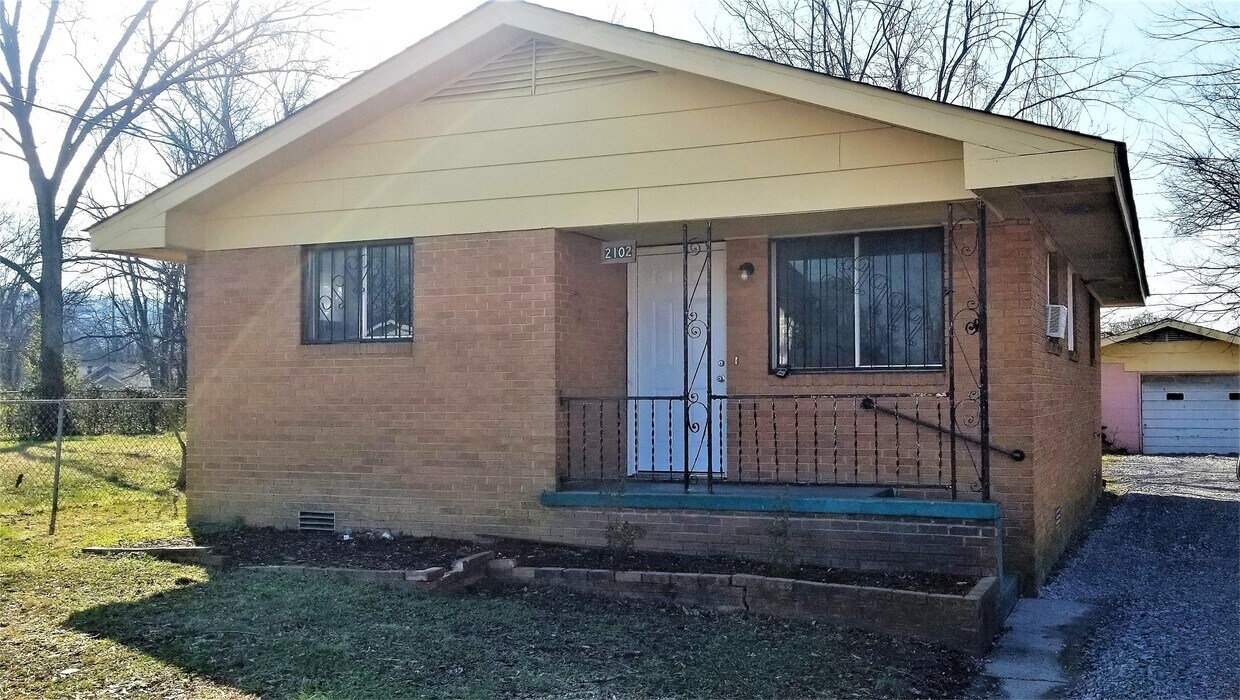 2102 Ave, Chattanooga, TN 37404 House for Rent in Chattanooga