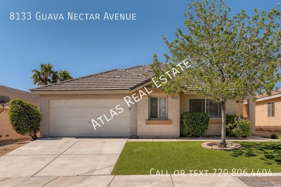 Primary Photo - STUNNING Modern 4-Bedroom Home with Stylis...