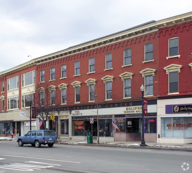 Building Photo - Union Block Apartments