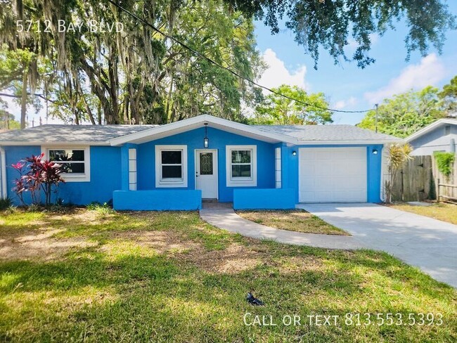 Foto del edificio - 5712 Bay Blvd