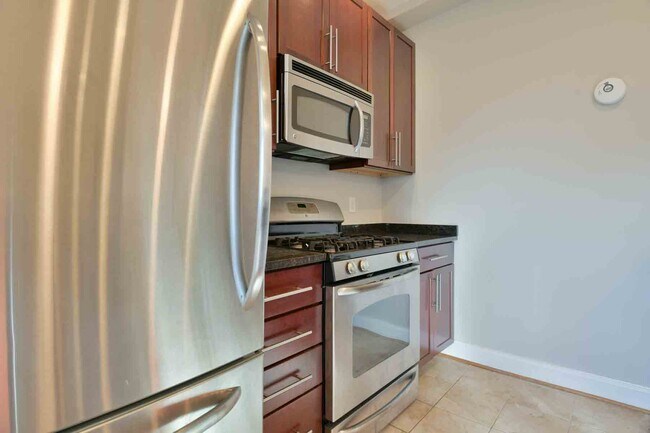 Foto del edificio - 5611 5th St NW