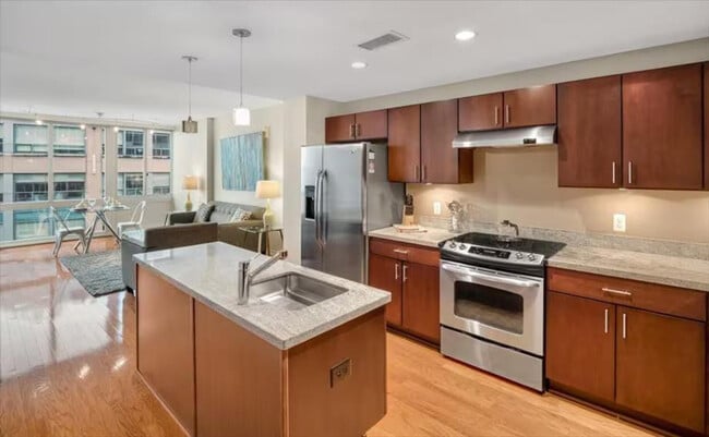 Foto del edificio - 2201 I St NW