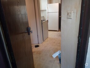 Building Photo - 380 S Wagon Wheel Dr
