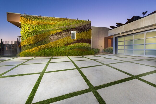 Foto del edificio - 1439 Devlin Dr