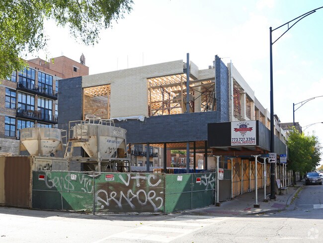 Foto del edificio - 2701 W Armitage Ave