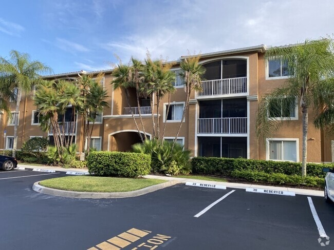 Building Photo - 1810 Florida Club Cir