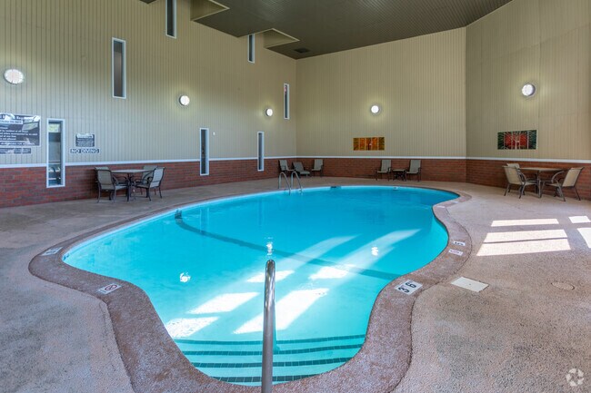 Piscina interior - Grand Pre East