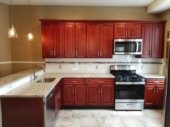 Building Photo - 23 E.4th St