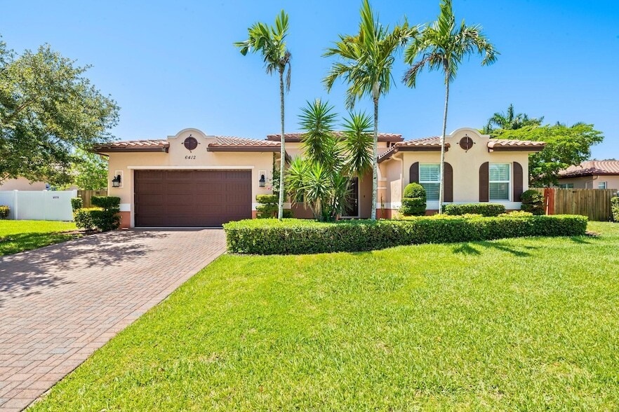 Primary Photo - 6412 SW 55th Pl