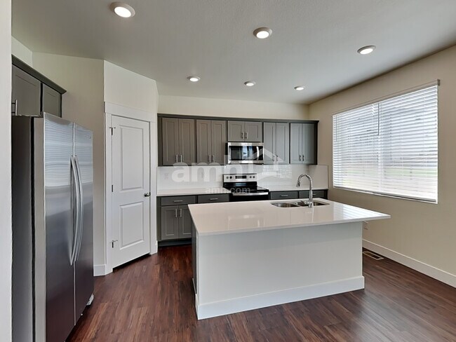 Building Photo - 3994 Wyedale Way