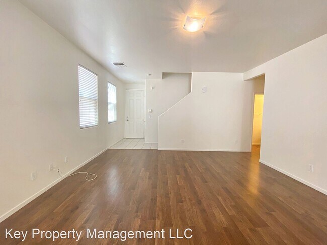 Building Photo - 4 br, 2.5 bath House - 3968 Moon Tango St