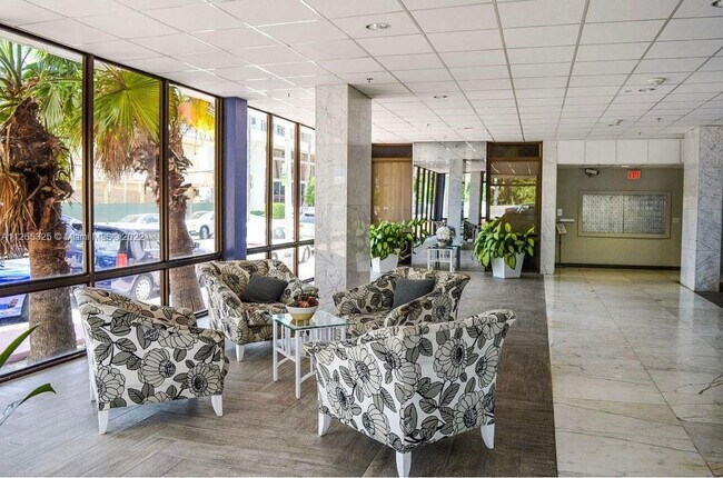 Foto del edificio - 2829 Indian Creek Dr