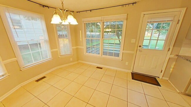 Foto del edificio - 6617 Jacobs Creek Cir