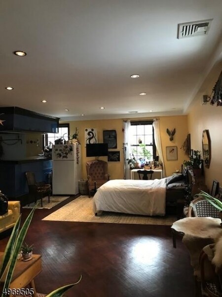 Primary Photo - 407 Bloomfield Ave