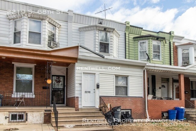 Building Photo - 2219 S 68th St