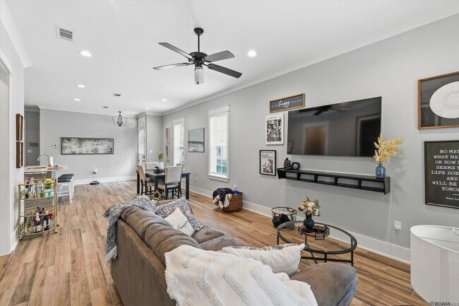 Foto del edificio - 305 St Thomas Ln