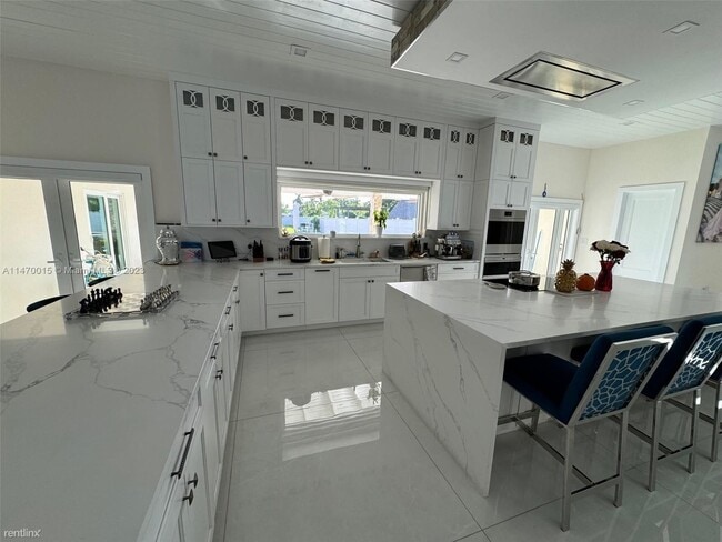 Building Photo - 5 br, 4 bath House - 1841 SW 126th Ct # 0