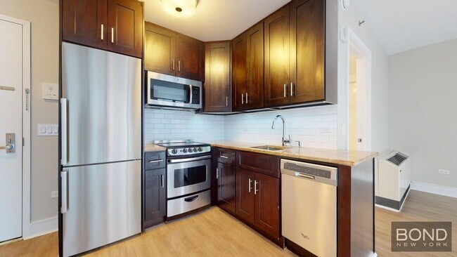 Building Photo - 237 E 34th St