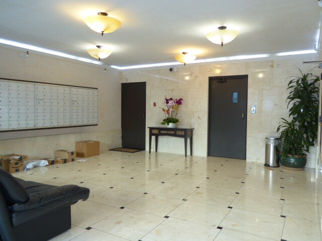 Foto principal - 1335 Pacific Ave