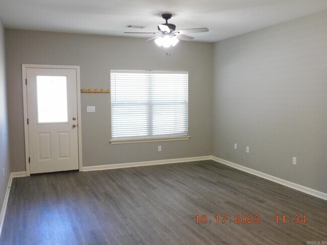 Foto del edificio - 2131 Hickory St