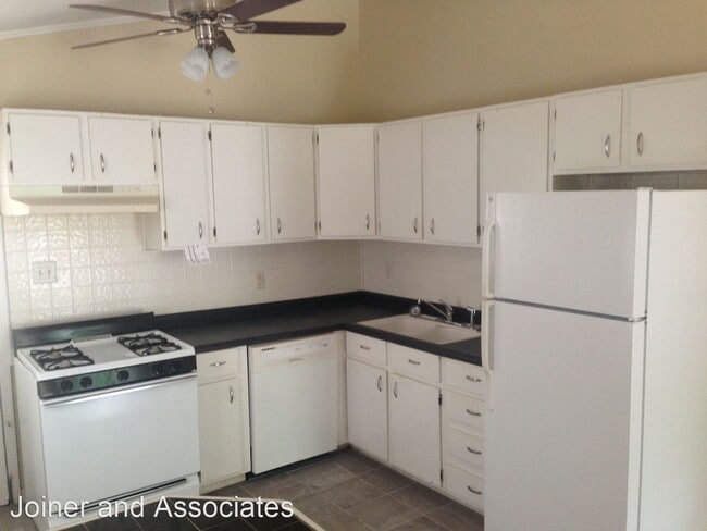 Building Photo - 3 br, 1 bath House - 180 Willow Run