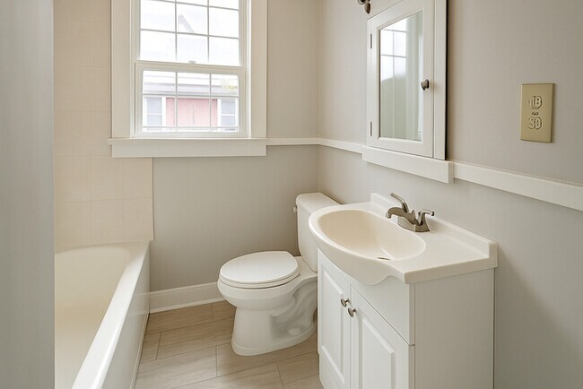 Building Photo - Charming Bungalow Near Downtown – Pet Frie...