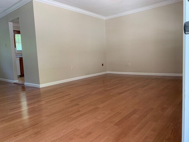 Foto del edificio - 205 Tipton Ln