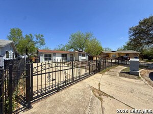 Foto del edificio - 2103 Abacus Dr