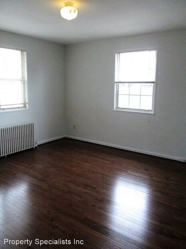 Foto del edificio - 1427 N Nash St