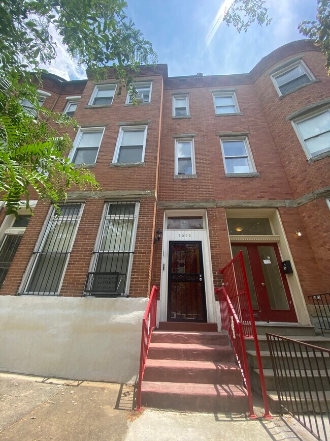 Building Exterior - 2303 Callow Ave