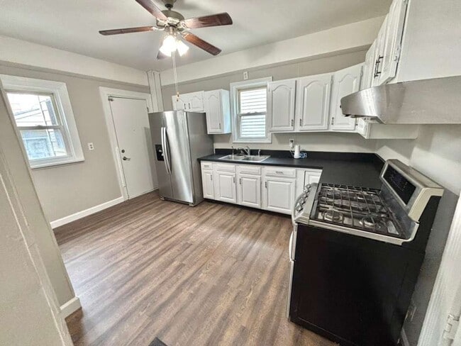 Building Photo - 6407 Dibble Ave