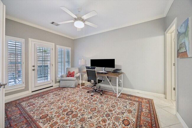 Foto del edificio - 2700 Wroxton Rd