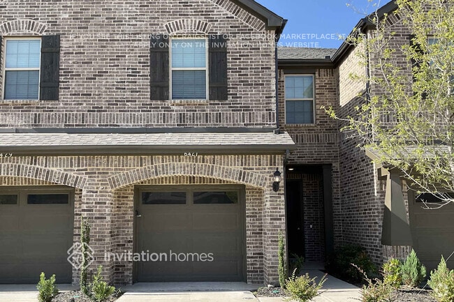 Building Photo - 6427 Blue Trl