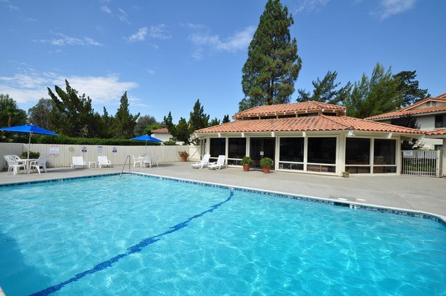 Building Photo - Mira Loma Apartments