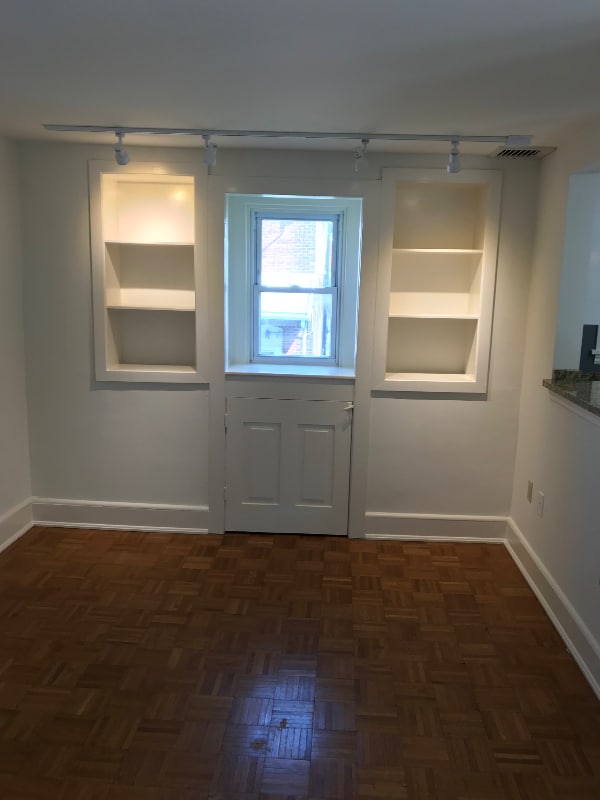 Building Photo - 536 Linden St