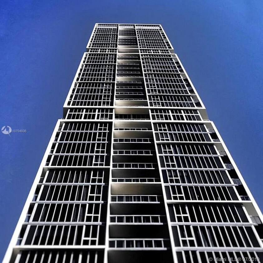 Primary Photo - 485 Brickell Ave