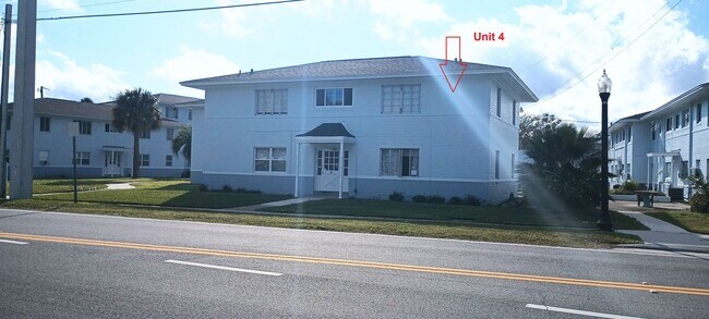 Foto del edificio - Cozy 1-Bedroom Condo Near the Marina and Downtown Daytona Beach