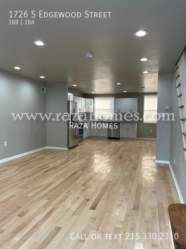 Photo - 1726 S Edgewood St Townhome