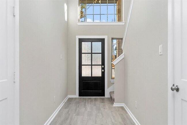 Building Photo - 611 Pecan Hickory Ct