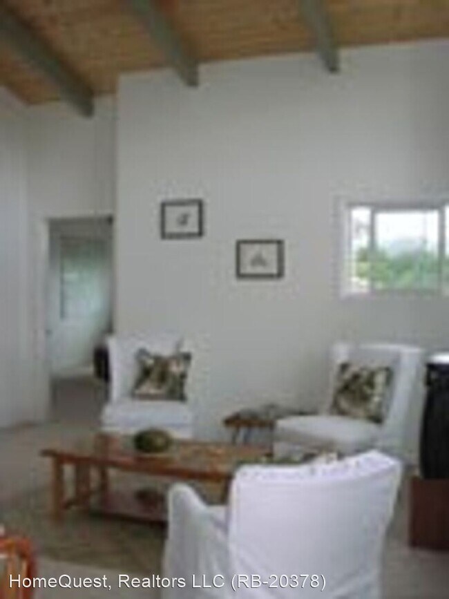 Building Photo - 2 br, 1 bath House - 1346 Kukana Place