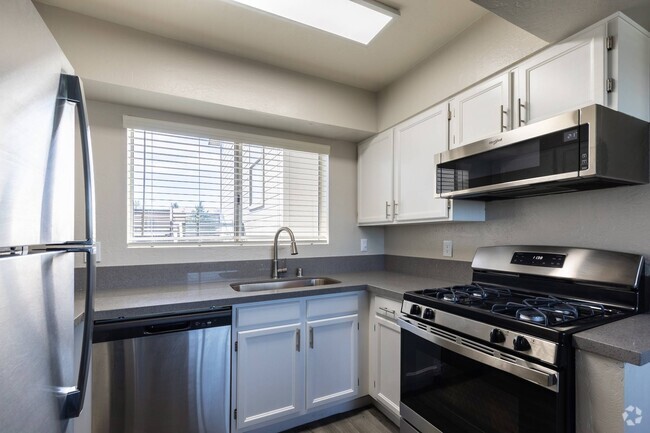 Building Photo - Prescott View Apartments