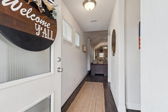 Foto del edificio - 40543 Berylline Ln.