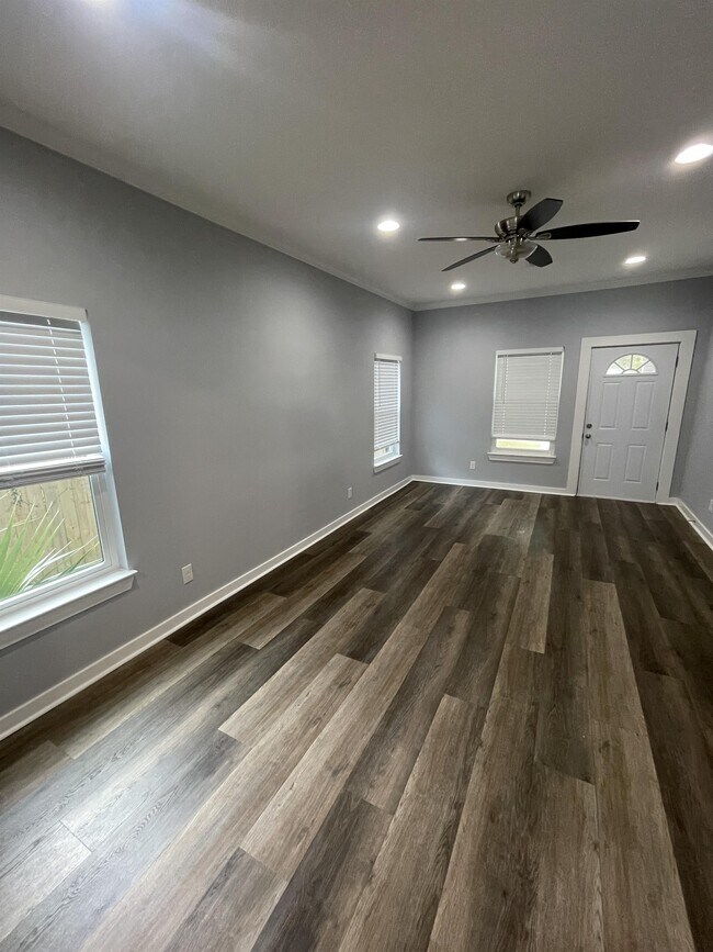 Foto del edificio - 1106 W Gregory St