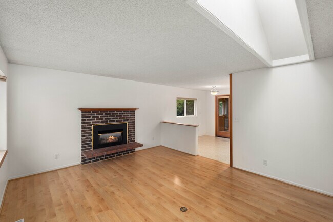 Foto del edificio - 6011 156th Ave NE