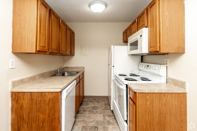 Interior Photo - Chad Estates